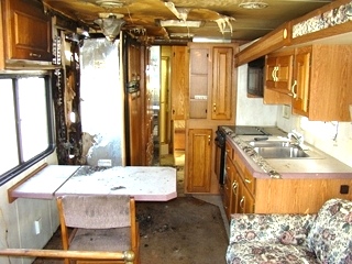 USED RV SURPLUS SALVAGE PARTS FOR SALE 2000 HOLIDAY RAMBLER VACATIONER PARTS 