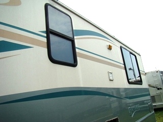 RV PARTS FLEETWOOD DISCOVERY YEAR 2000 MOTORHOME SALVAGE 