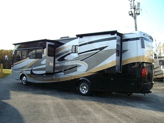 2008 MONACO KNIGHT MOTORHOME MODEL 38PDQ PARTING OUT 