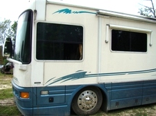 2001 ISLANDER BY NATIONAL MODEL 9400 PARTS UNIT - RV PARTS FOR SALE 