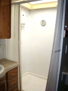 2003 FLEETWOOD BOUNDER MOTORHOME PARTS FOR SALE 35E 