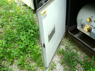 FLEETWOOD BOUNDER PARTS - YEAR 2009. FOR SALE USED FLEETWOOD RV PARTS