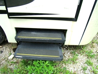 FLEETWOOD BOUNDER PARTS - YEAR 2009. FOR SALE USED FLEETWOOD RV PARTS