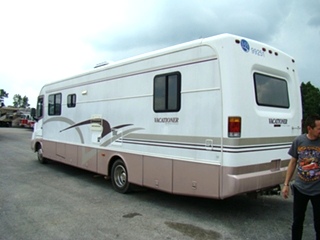 USED RV SALVAGE MOTORHOME PARTS - 2000 HOLIDAY RAMBLER VACATIONER PART