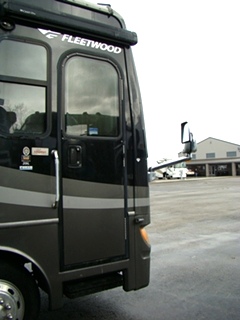 2007 FLEETWOOD DISCOVERY PARTS FOR SALE  - VISONE RV SALVAGE YARD