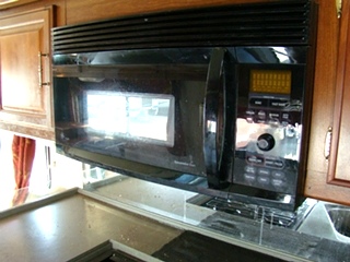 RV SALVAGE 2003 FLEETWOOD DISCOVERY RV MOTORHOME PARTS FOR SALE