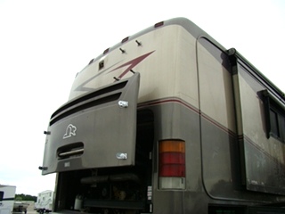 BEAVER PATRIOT THUNDER PARTS DEALER USED 2006 BEAVER MOTORHOME