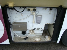 ULTIMATE ADVANTAGE YEAR 2000 USED MOTORHOME PARTS FOR SALE