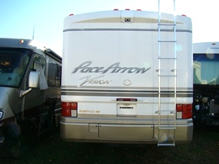 RV SURPLUS SALVAGE PARTS 2000 FLEETWOOD PACE ARROW VISION PARTING OUT