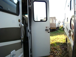 RV SURPLUS SALVAGE PARTS 2000 FLEETWOOD PACE ARROW VISION PARTING OUT