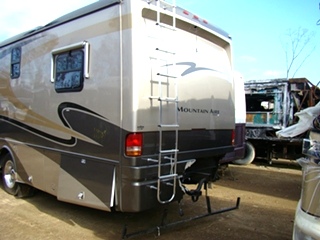 USED RV - MOTORHOME PARTS 2004 NEWMAR MOUNTAIN AIRE 