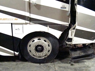 FLEETWOOD PARTS DEALER 2003 DISCOVERY - VISONE RV
