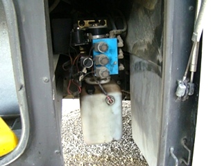 2003 FLEETWOOD DISCOVERY USED PARTS FOR SALE