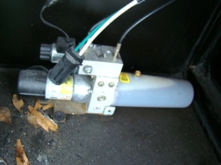 2006 FLEETWOOD REVOLUTION SALVAGE PARTS FOR SALE