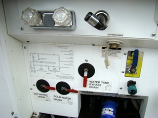 2006 FLEETWOOD REVOLUTION SALVAGE PARTS FOR SALE