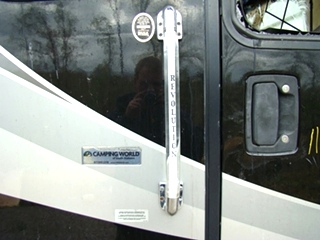 2006 FLEETWOOD REVOLUTION SALVAGE PARTS FOR SALE