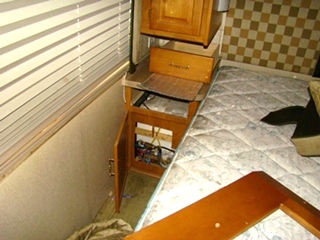 USED 2003 FLEETWOOD EXPEDITION PARTS FOR SALE