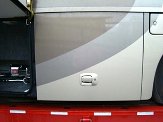 USED 2006 WINNEBAGO TOUR PARTS FOR SALE