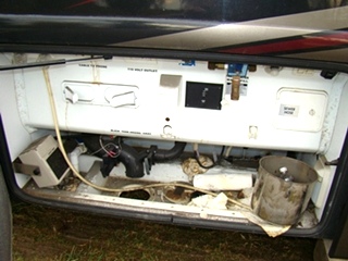 2006 MANDALAY MOTORHOME PARTS FOR SALE. USED RV PARTS