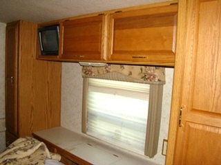 WINNEBAGO PARTS FOR SALE PARTING THIS 2000 WINNEBAGO ADVENTURER