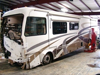 USED 2004 PHAETON MOTORHOME PARTS FOR SALE 