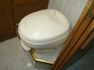 1999 FLEETWOOD BOUNDER MOTORHOME PARTS FOR SALE