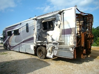 2002 AMERICAN DREAM MOTORHOME PARTS - VISONE RV SALVAGE