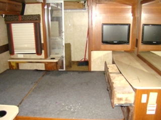 2008 FLEETWOOD EXPEDITION PARTS AND SERVICE DEALER - VISONE RV