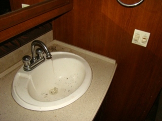 2008 FLEETWOOD EXPEDITION PARTS AND SERVICE DEALER - VISONE RV