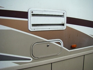 WINNEBAGO PARTS FOR SALE 2004 WINNEBAGO ADVENTURER