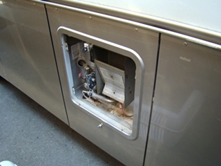 MONACO PARTS DEALER - 2000 MONACO WINDSOR