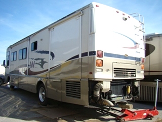WINNEBAGO JOURNEY PARTS YEAR 2003 RV SALVAGE YARD