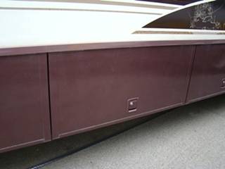 WINNEBAGO PARTS FOR SALE PARTING THIS 2000 WINNEBAGO ADVENTURER