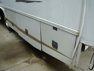 RV SALVAGE GULFSTREAM INDEPENDENCE MOTORHOME SALVAGE PARTS