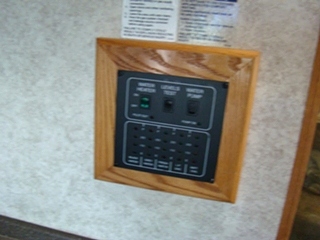 RV SALVAGE GULFSTREAM INDEPENDENCE MOTORHOME SALVAGE PARTS
