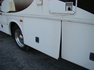 2007 DAMON OUTLAW MOTORHOME PARTS - TOY HAULER