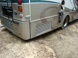 WINNEBAGO JOURNEY PARTS YEAR 2002 RV SALVAGE YARD