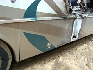 WINNEBAGO JOURNEY PARTS YEAR 2002 RV SALVAGE YARD