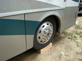 WINNEBAGO JOURNEY PARTS YEAR 2002 RV SALVAGE YARD