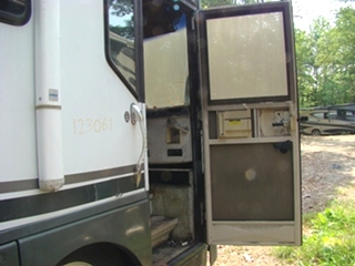 2003 WINNEBAGO ULTIMATE ADVANTAGE MOTORHOME PARTS - RV SALVAGE