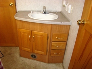 2000 Fleetwood Expedtion Used Parts For Sale