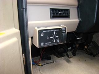 WINNEBAGO PARTS FOR SALE PARTING THIS 2000 WINNEBAGO ADVENTURER