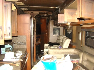 2015 FLEETWOOD EXPEDITION PARTS AND SERVICE DEALER - VISONE RV
