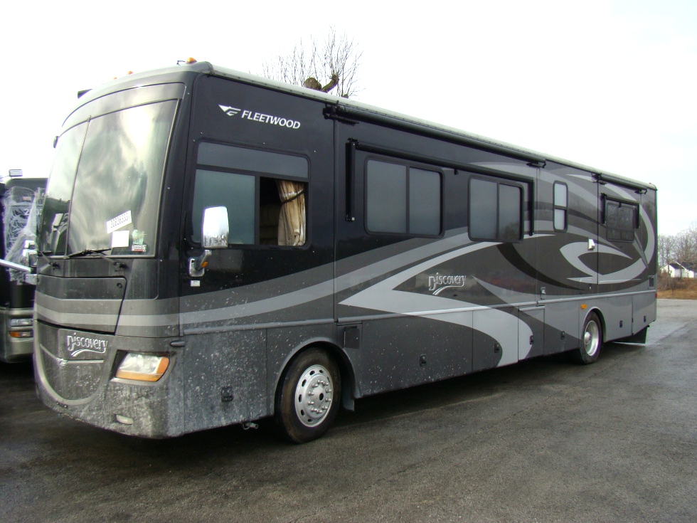 2007 FLEETWOOD DISCOVERY PARTS FOR SALE  - VISONE RV SALVAGE YARD