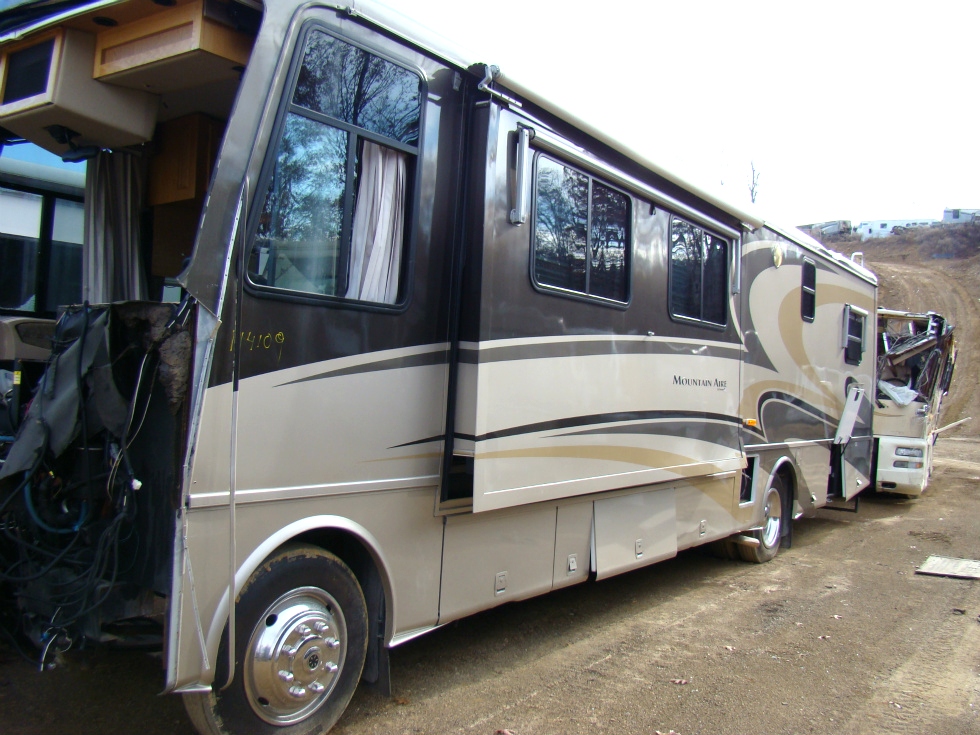 USED RV - MOTORHOME PARTS 2004 NEWMAR MOUNTAIN AIRE 