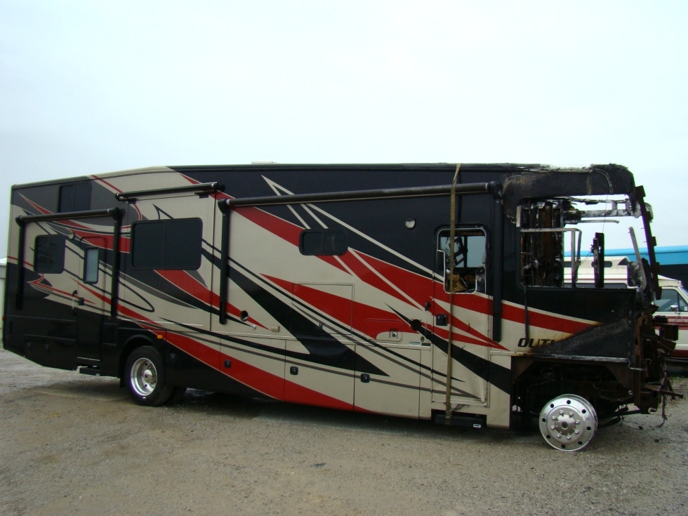 2013 DAMON OUTLAW MOTORHOME PARTS - TOY HAULER