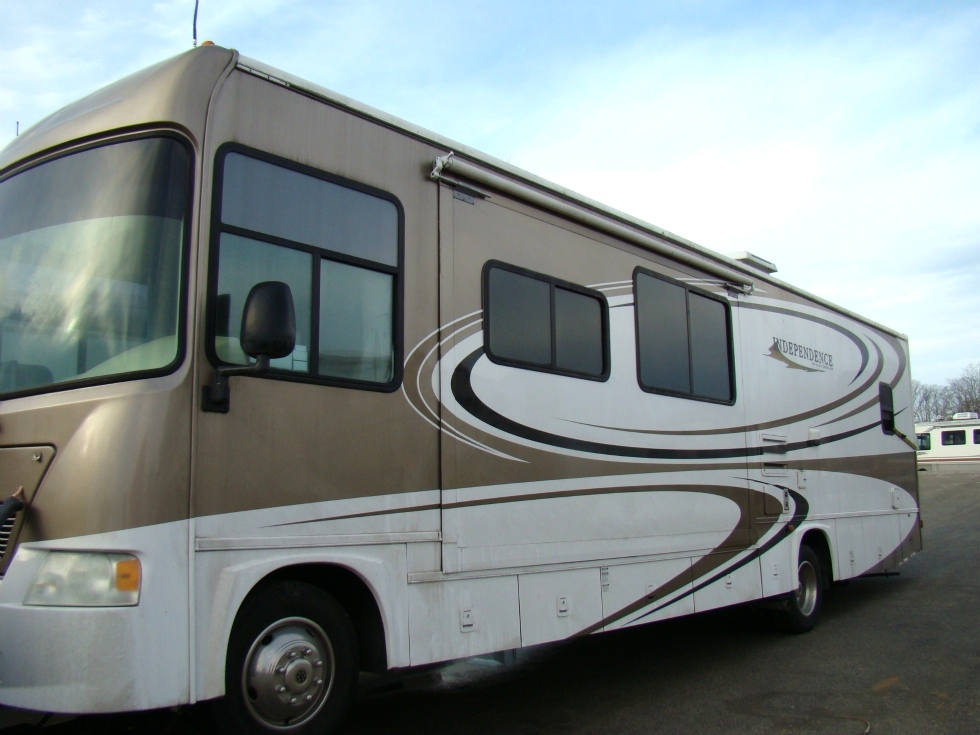 RV SALVAGE GULFSTREAM INDEPENDENCE MOTORHOME SALVAGE PARTS