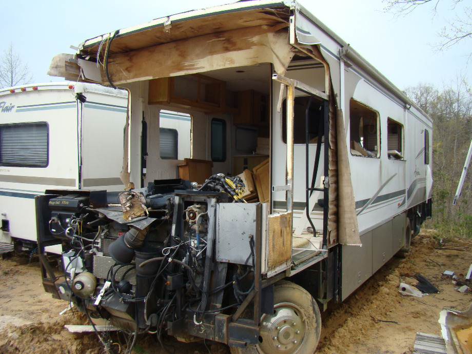 WINNEBAGO PARTS FOR SALE PARTING THIS 2002 WINNEBAGO ADVENTURER