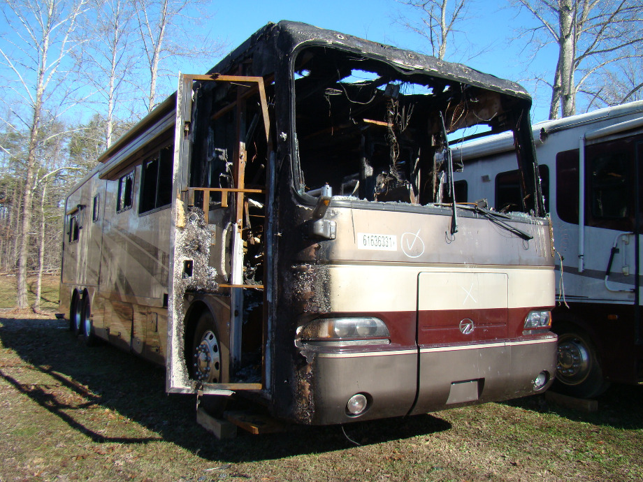 RV SALVAGE YARD - 2003 MONACO DYNASTY MOTORHOME PARTS